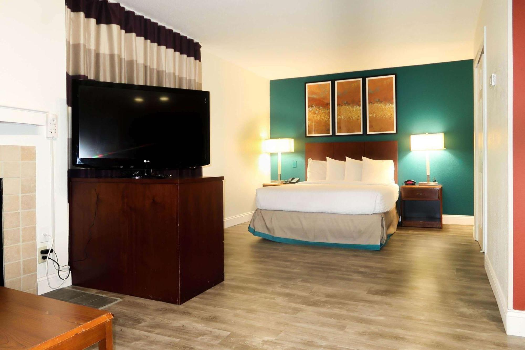 Tysons Corner Suites, A Baymont By Wyndham Vienne Extérieur photo